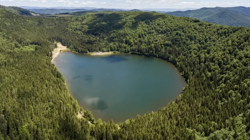 Lacul Sfânta Ana – singurul lac vulcanic din România
