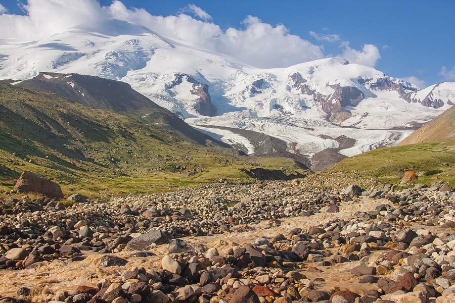 Muntele Elbrus - destinatii de aventura