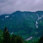 România ascunde comori montane care îți cer mai puțin decât o ieșire în oraș