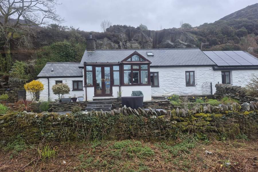 trenul Mountain Spirit (Ysbryd y Mynydd în galeză) la Porthmadog