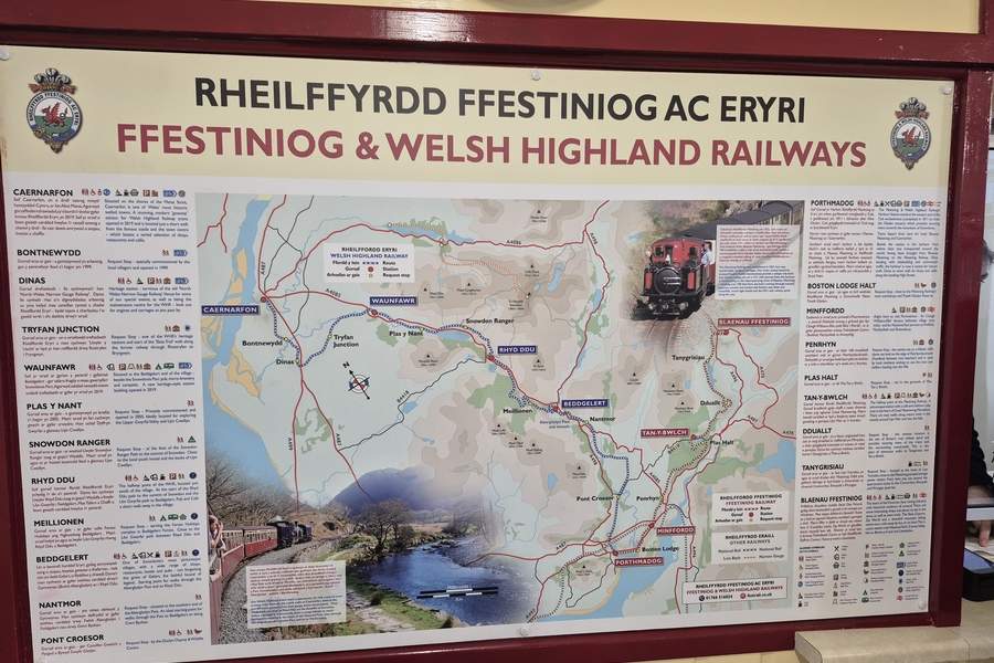 trenul Mountain Spirit (Ysbryd y Mynydd în galeză) la Porthmadog