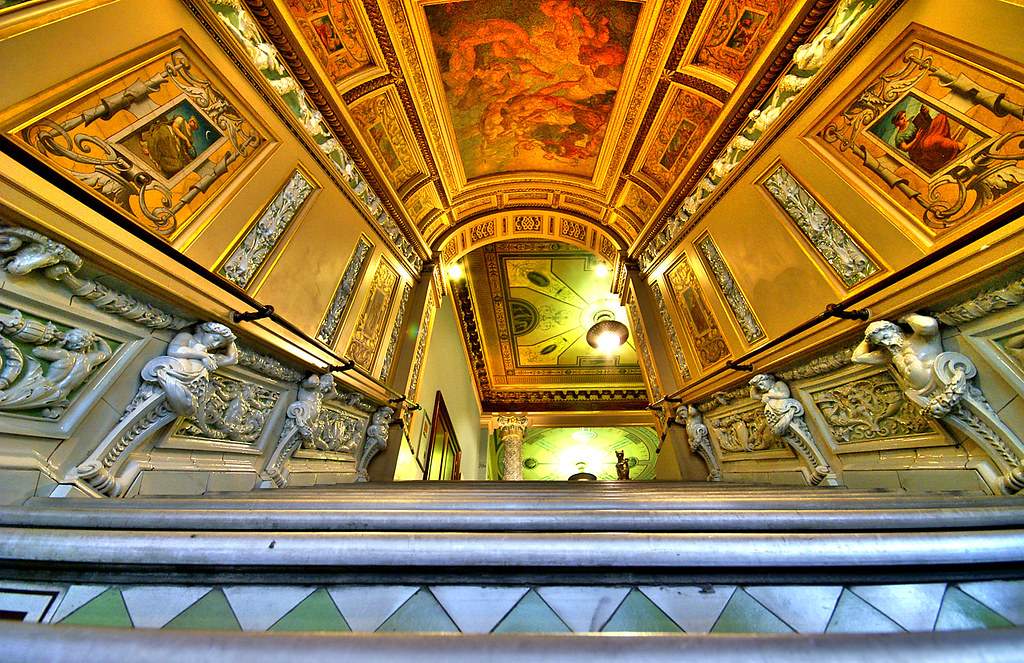 Victoria and Albert Museum